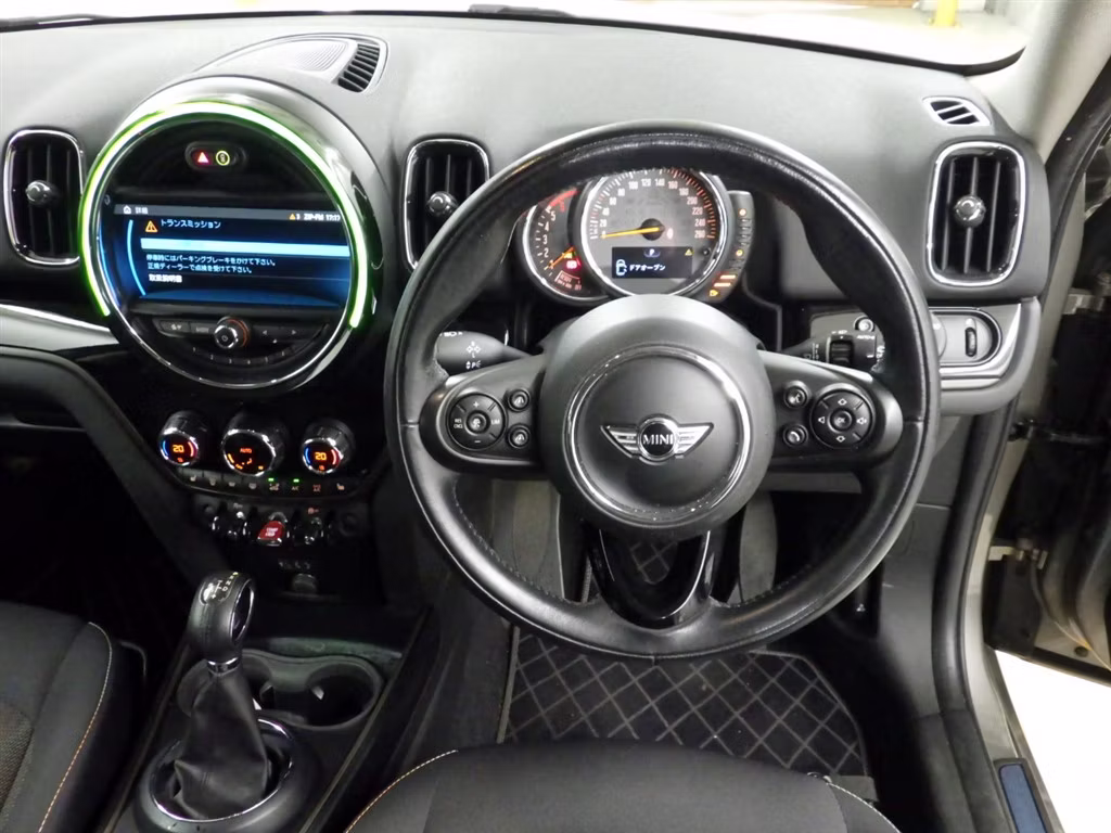MINI CROSSOVER