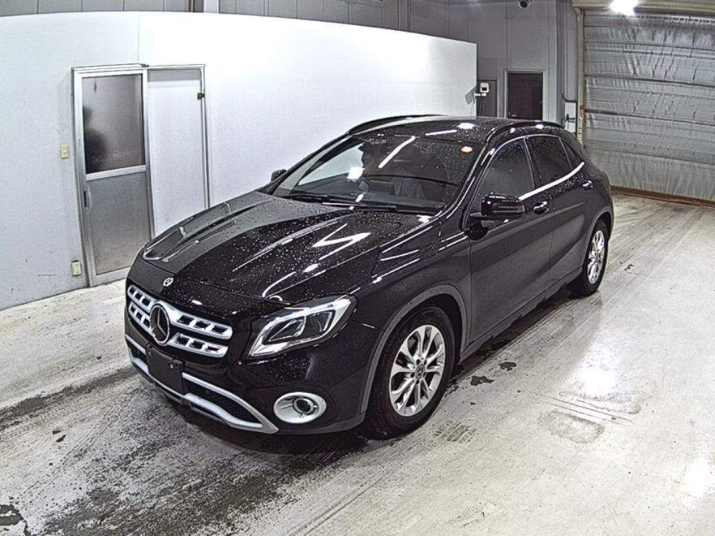 MERCEDES-BENZ GLA-CLASS