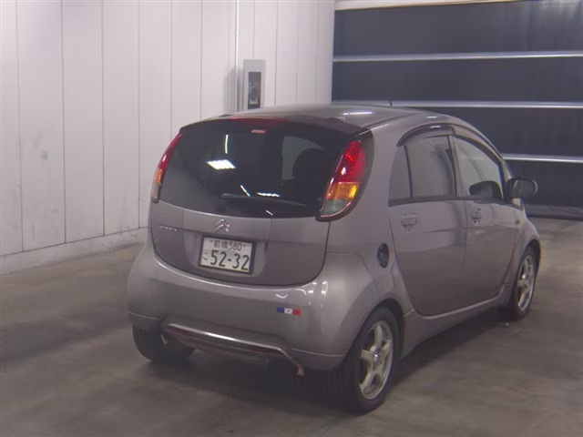 MITSUBISHI I