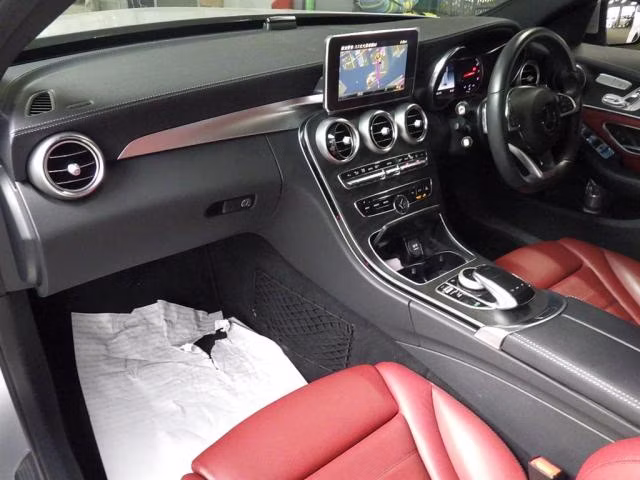 MERCEDES-BENZ C-CLASS