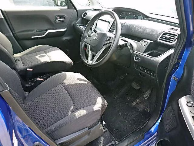 MITSUBISHI DELICA D:2