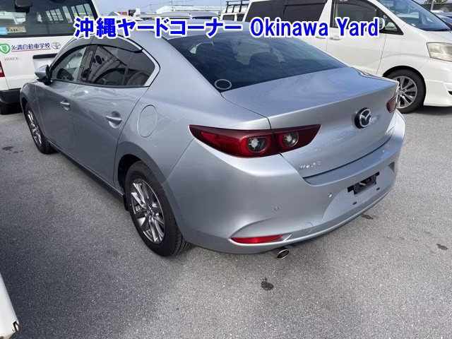 MAZDA MAZDA3