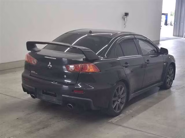 MITSUBISHI LANCER EVOLUTION