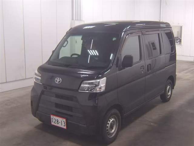 TOYOTA PIXIS VAN