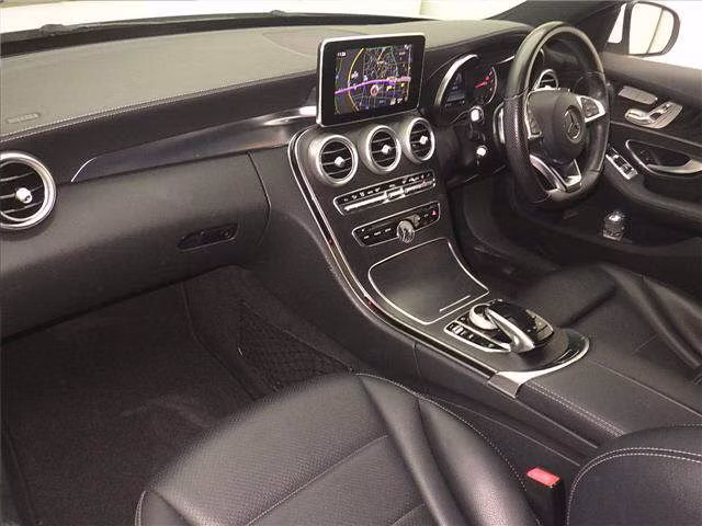MERCEDES-BENZ C-CLASS