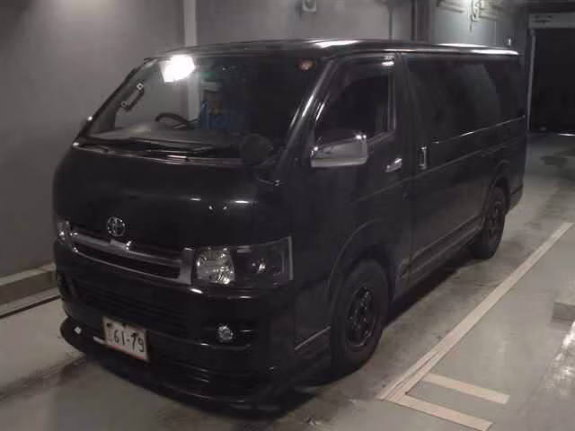 TOYOTA REGIUS ACE