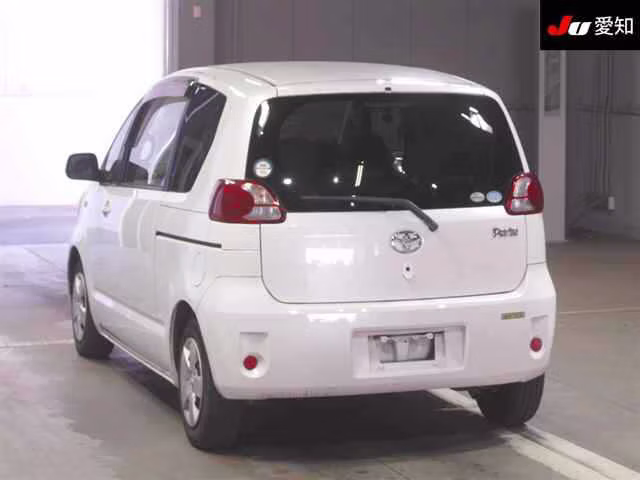 TOYOTA PORTE