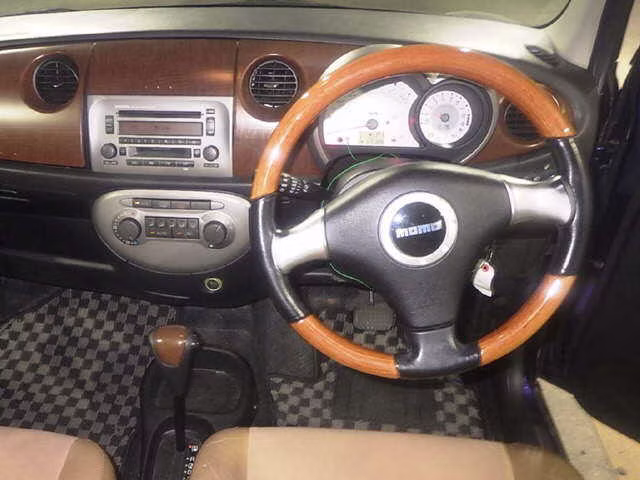 DAIHATSU MIRA GINO