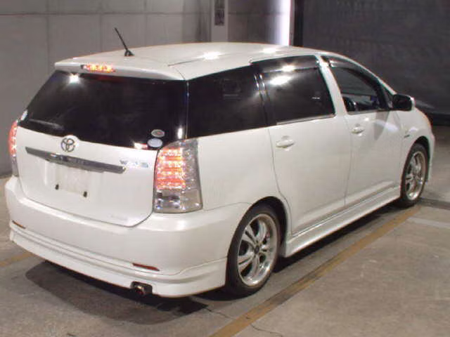 TOYOTA WISH