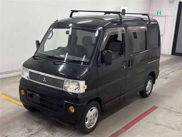 MITSUBISHI TOWN BOX