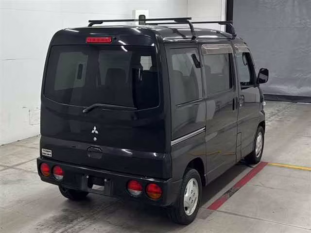 MITSUBISHI TOWN BOX