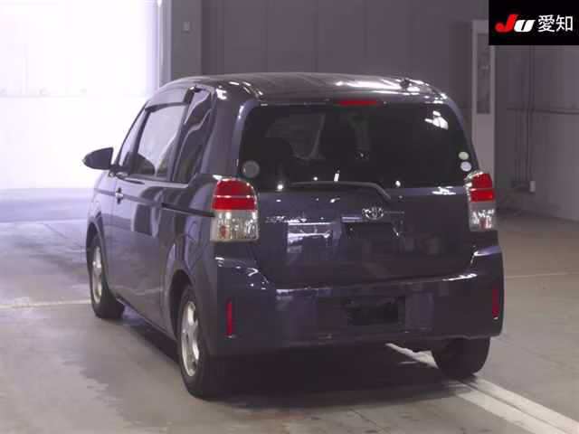 TOYOTA SPADE