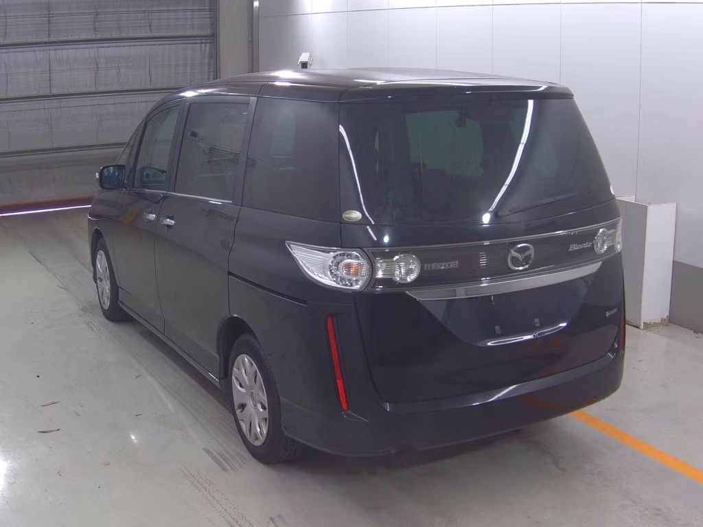 MAZDA BIANTE
