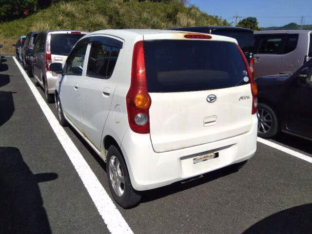 DAIHATSU MIRA