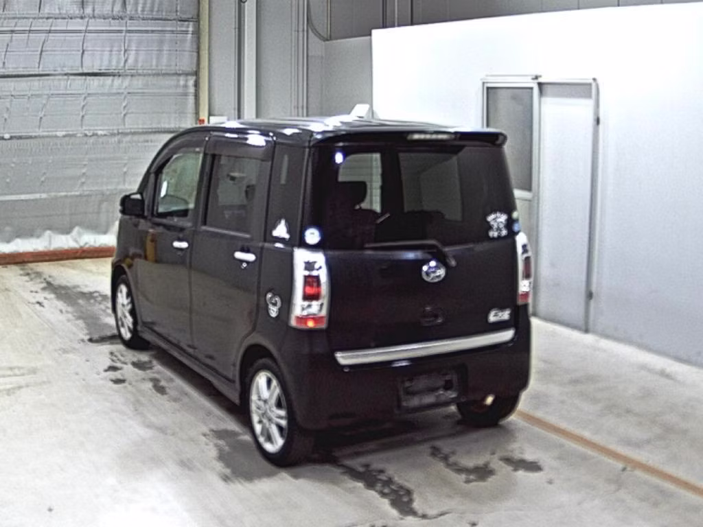 DAIHATSU TANTO EXE