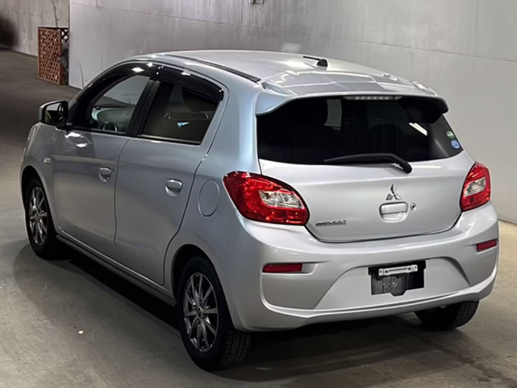 MITSUBISHI MIRAGE