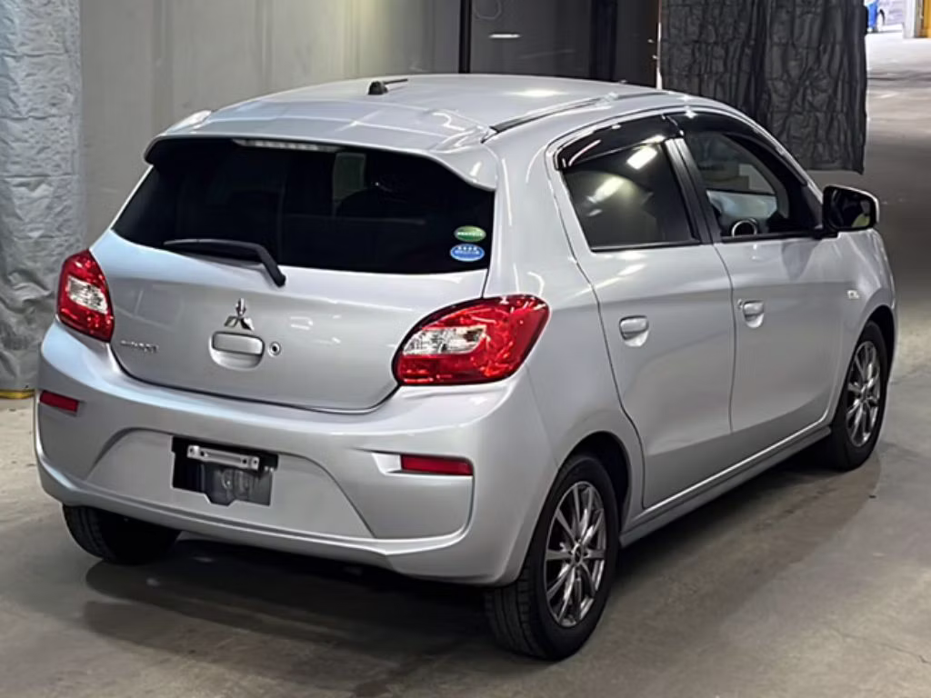 MITSUBISHI MIRAGE