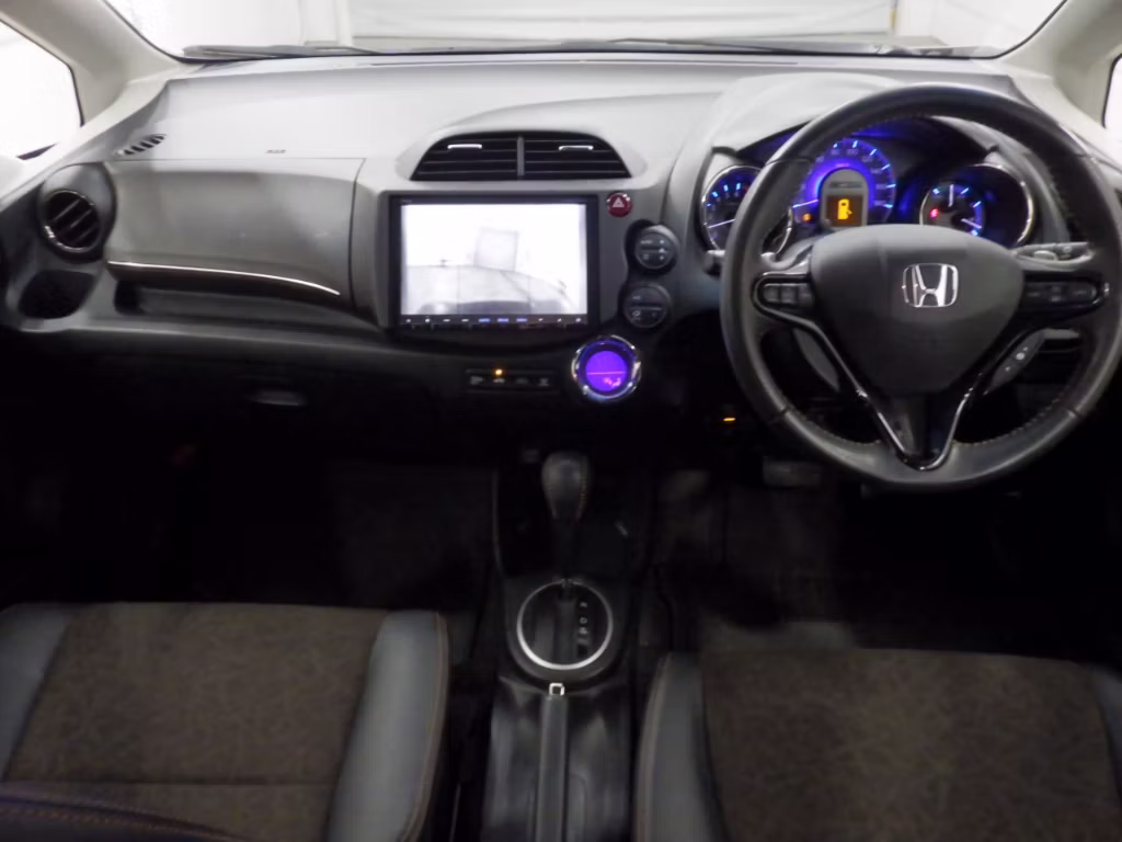 HONDA FIT SHUTTLE