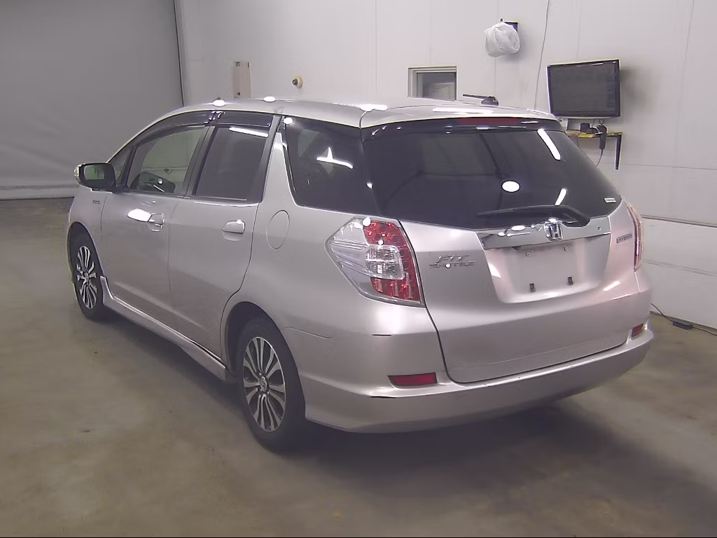 HONDA FIT SHUTTLE