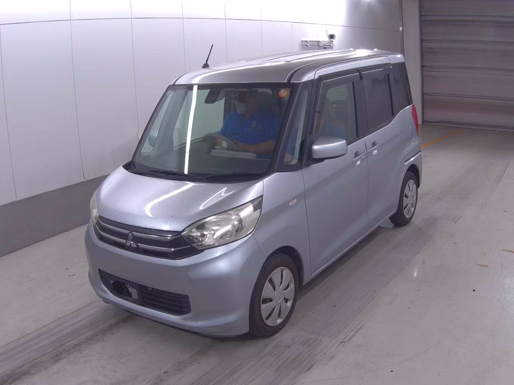 MITSUBISHI EK SPACE