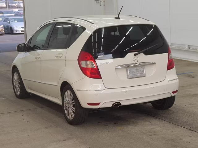 MERCEDES-BENZ A-CLASS