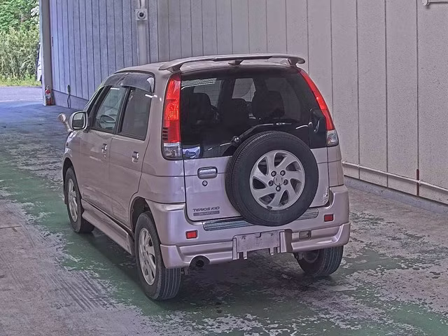 DAIHATSU TERIOS KID
