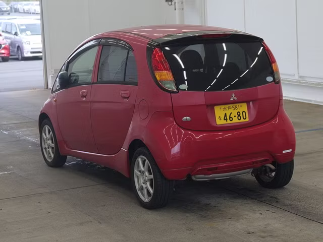 MITSUBISHI I