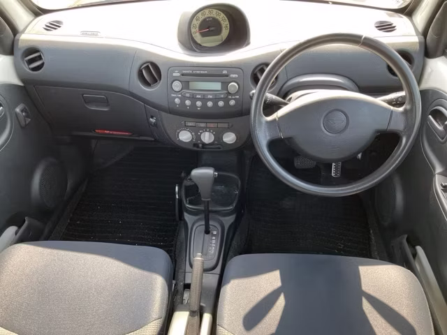 DAIHATSU ESSE