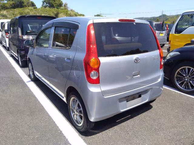 DAIHATSU MIRA