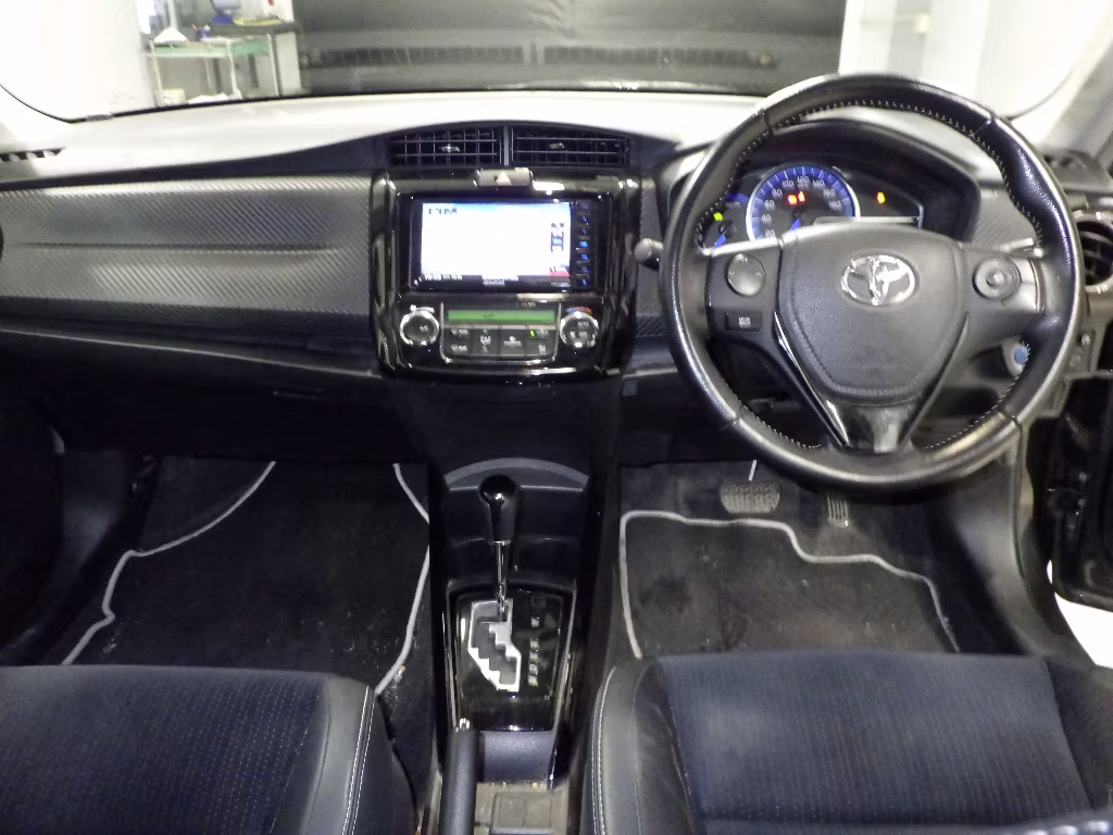TOYOTA COROLLA FIELDER