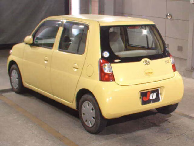 DAIHATSU ESSE