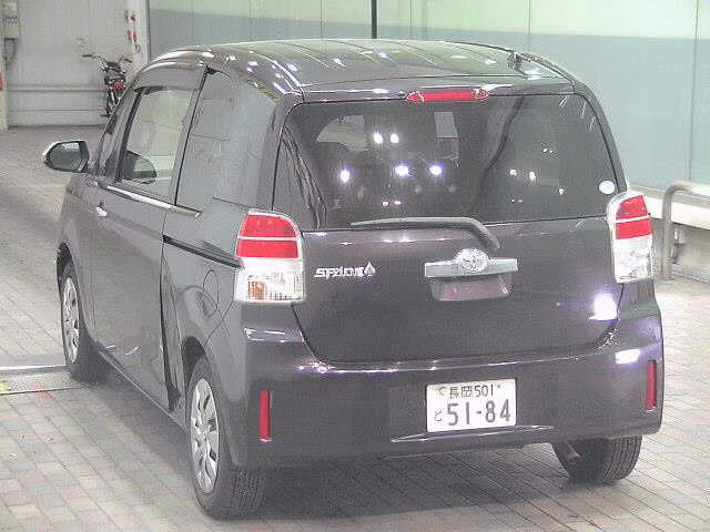 TOYOTA SPADE