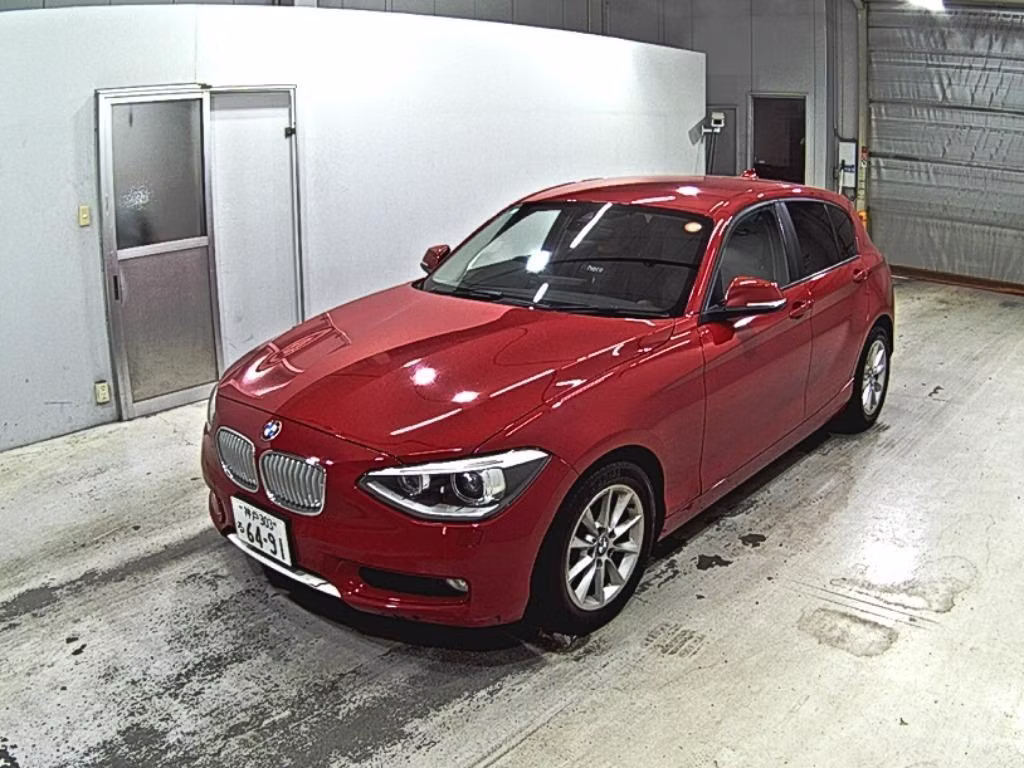 BMW 1-SERIES