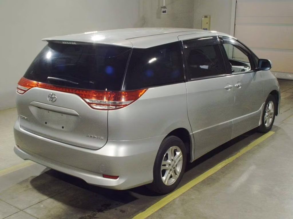 TOYOTA ESTIMA
