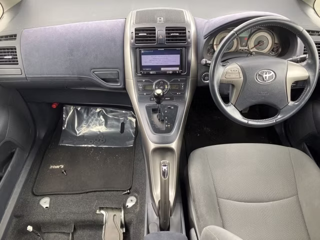 TOYOTA BLADE
