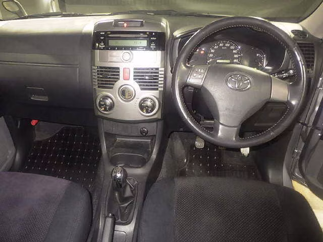 TOYOTA RUSH