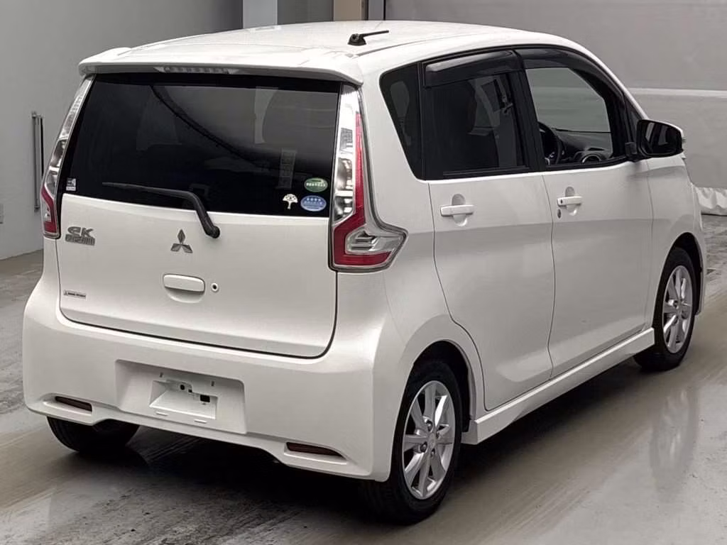 MITSUBISHI EK CUSTOM