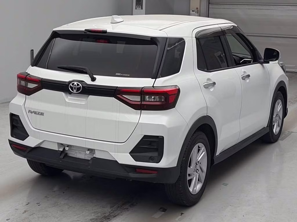 TOYOTA RAIZE