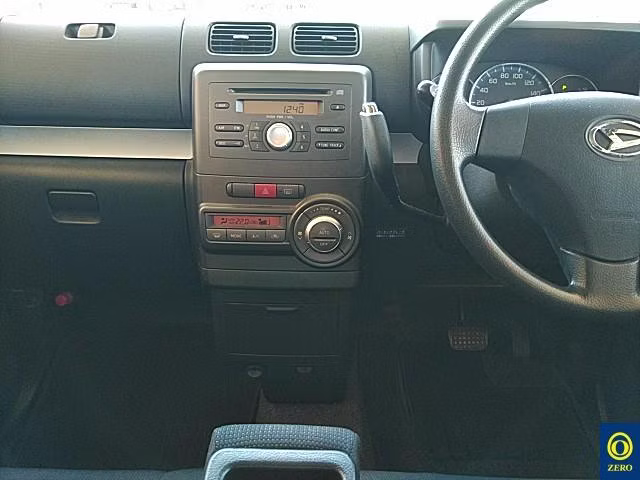 DAIHATSU MOVE CONTE
