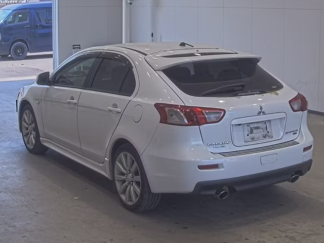 MITSUBISHI LANCER