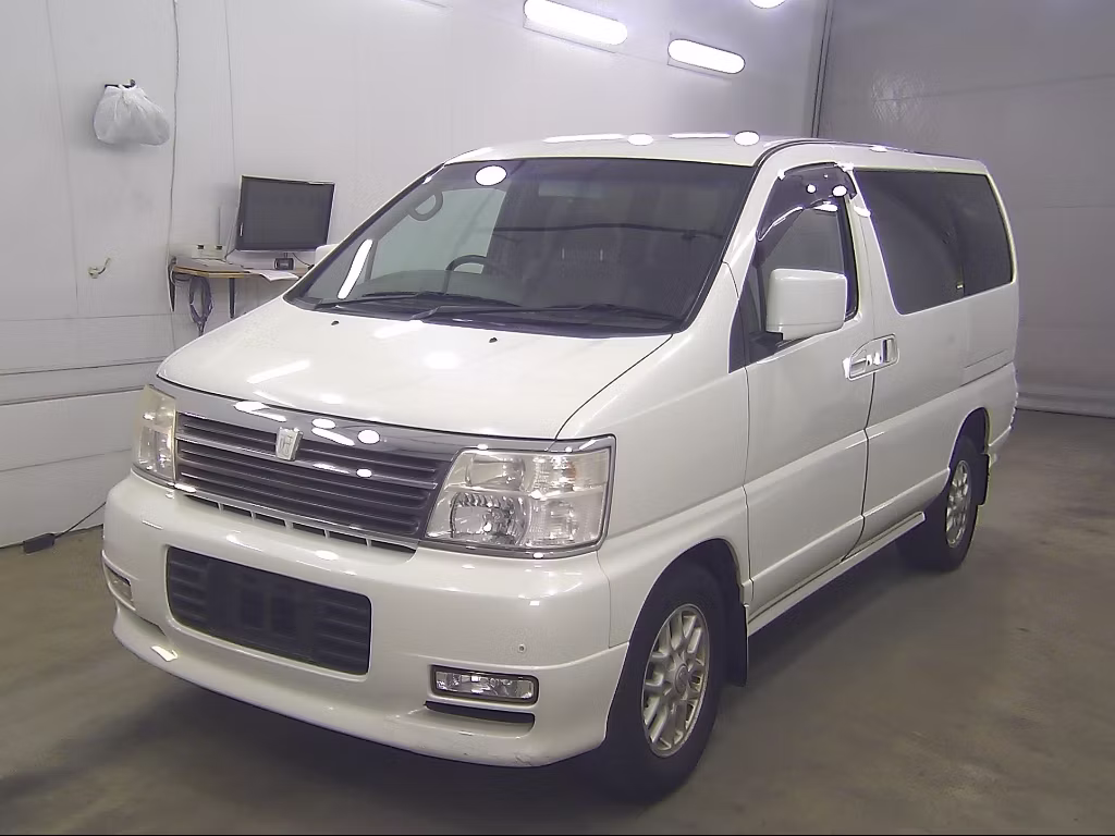 NISSAN ELGRAND