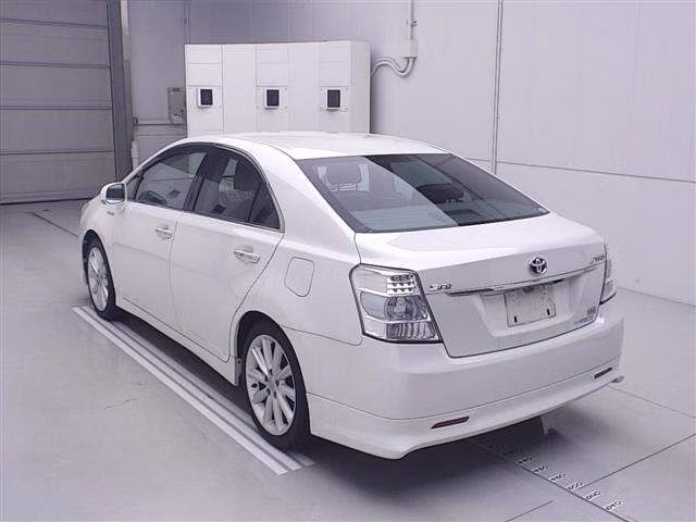 TOYOTA SAI