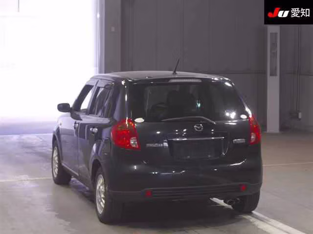 MAZDA VERISA