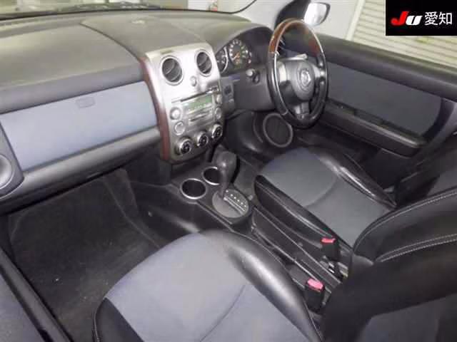 MAZDA VERISA