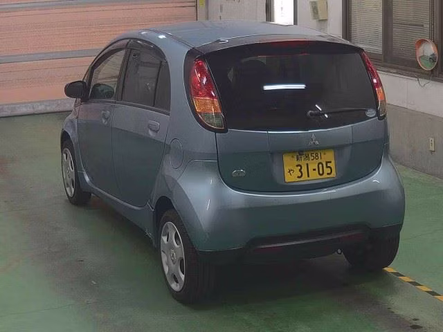 MITSUBISHI I