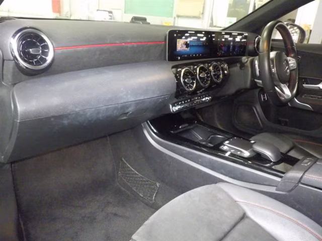 MERCEDES-BENZ A-CLASS