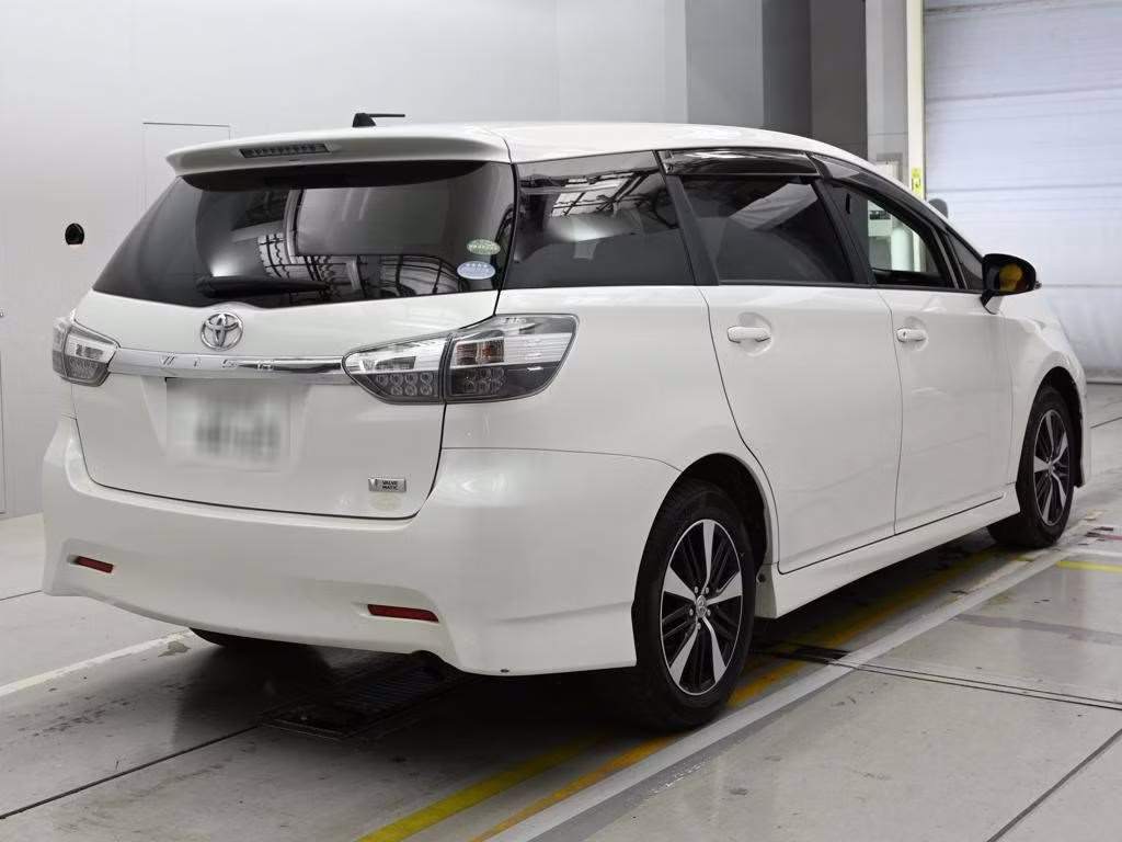 TOYOTA WISH