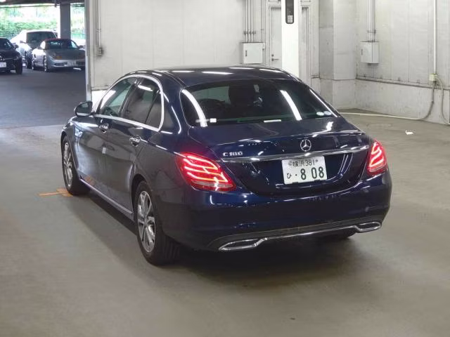 MERCEDES-BENZ C-CLASS
