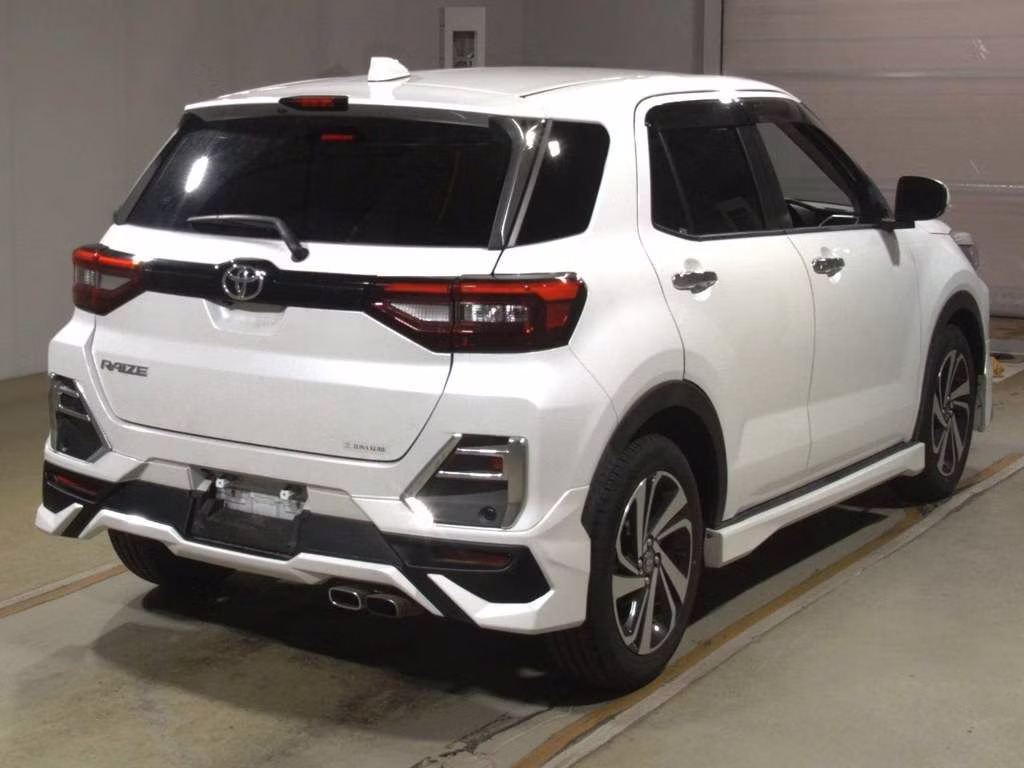 TOYOTA RAIZE