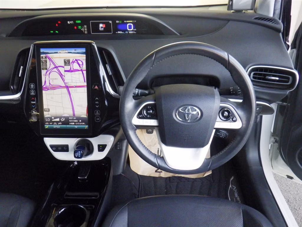 TOYOTA PRIUS PHV